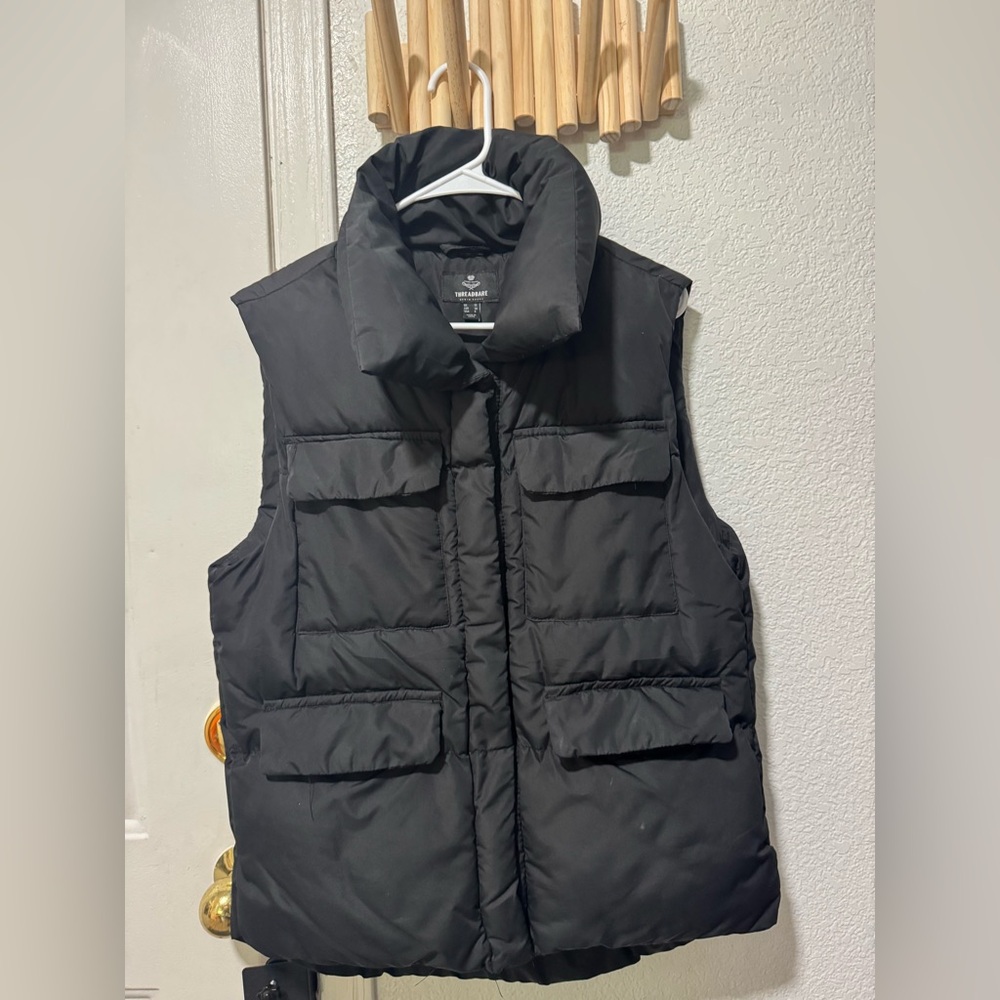 Women's Black Puffer Vest